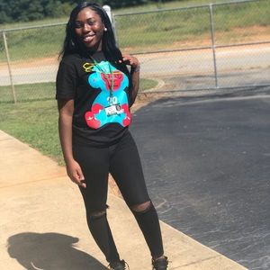 Meet your Posher, Artriece